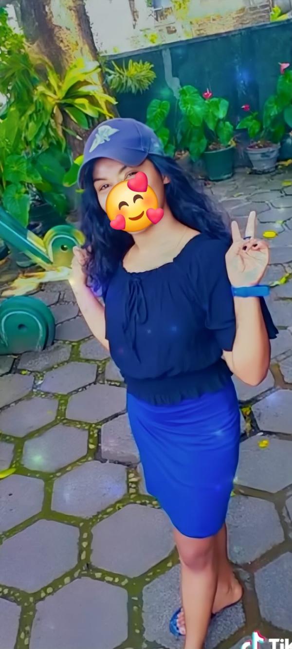 girls-personal photo of Lanka Ads