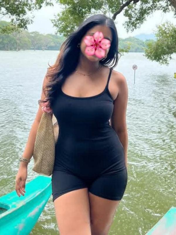 girls-personal photo of Lanka Ads