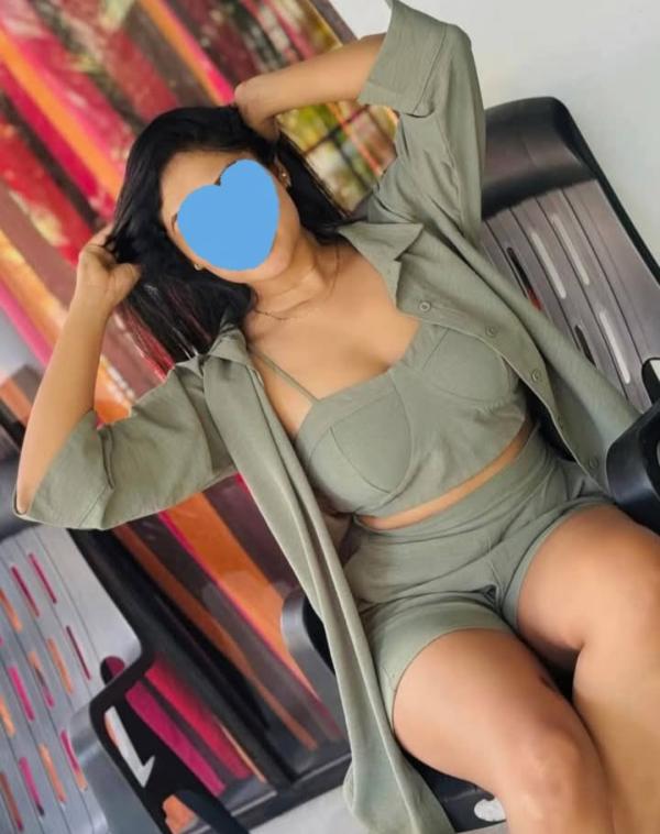 girls-personal photo of Lanka Ads