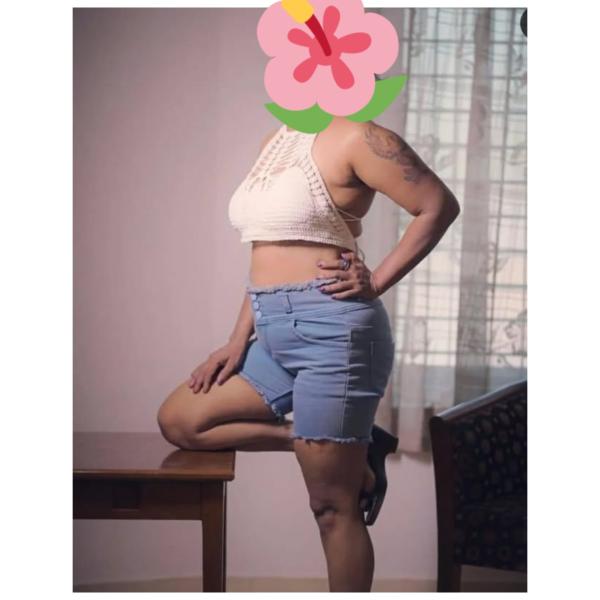 girls-personal photo of Lanka Ads