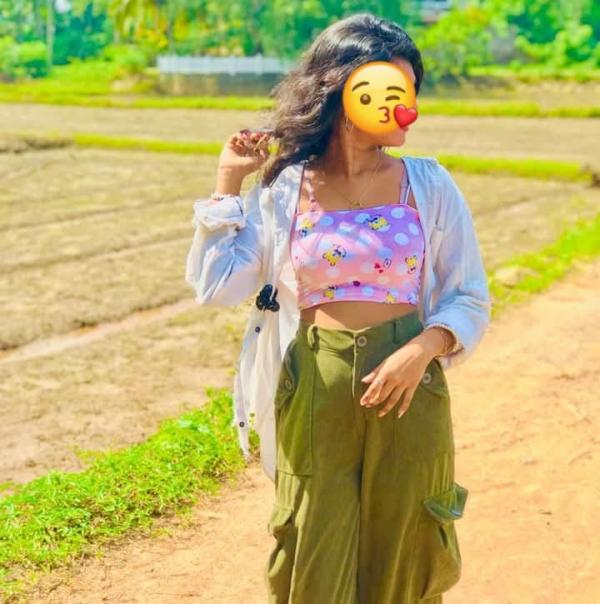 girls-personal photo of Lanka Ads