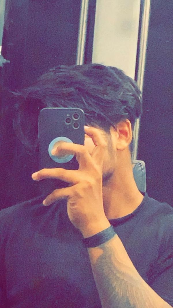 boys-personal photo of Lanka Ads