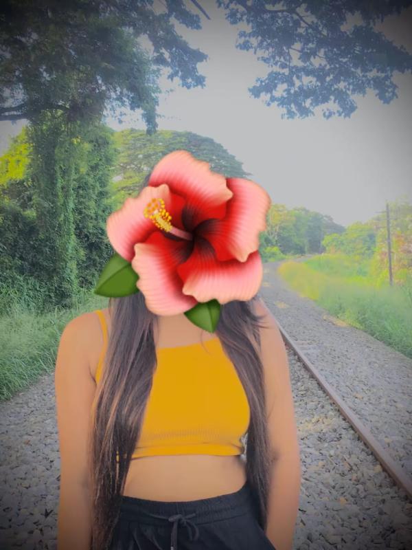 girls-personal photo of Lanka Ads