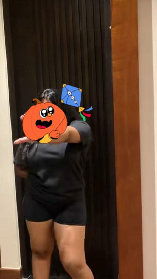 girls-personal photo of Lanka Ads