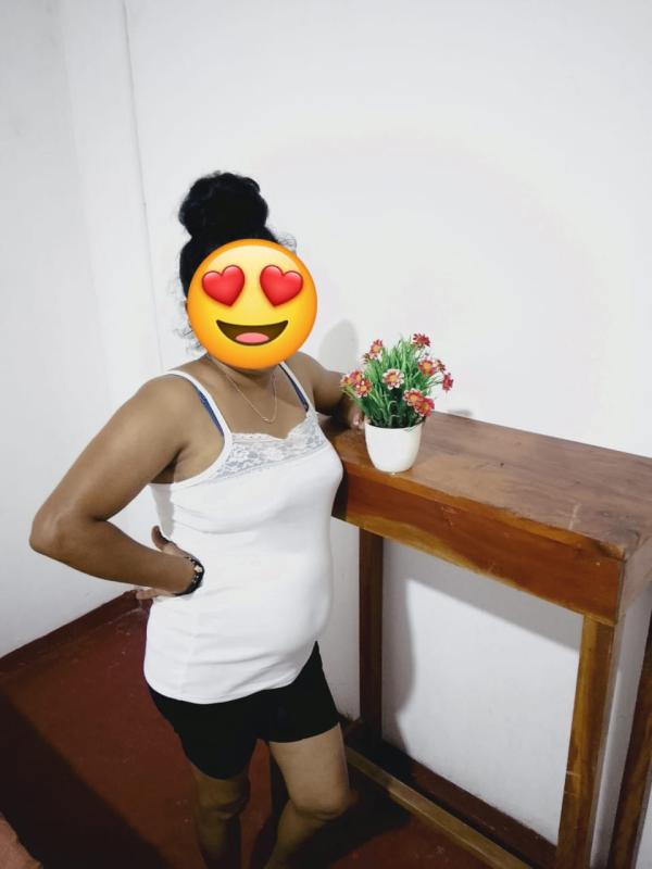 girls-personal photo of Lanka Ads