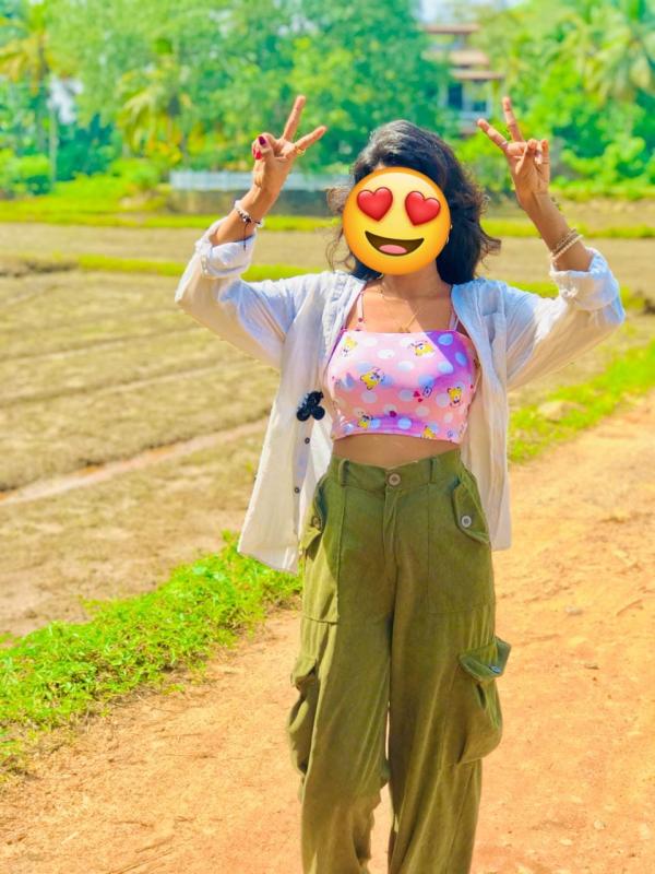 girls-personal photo of Lanka Ads