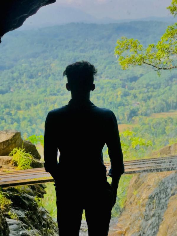 boys-personal photo of Lanka Ads