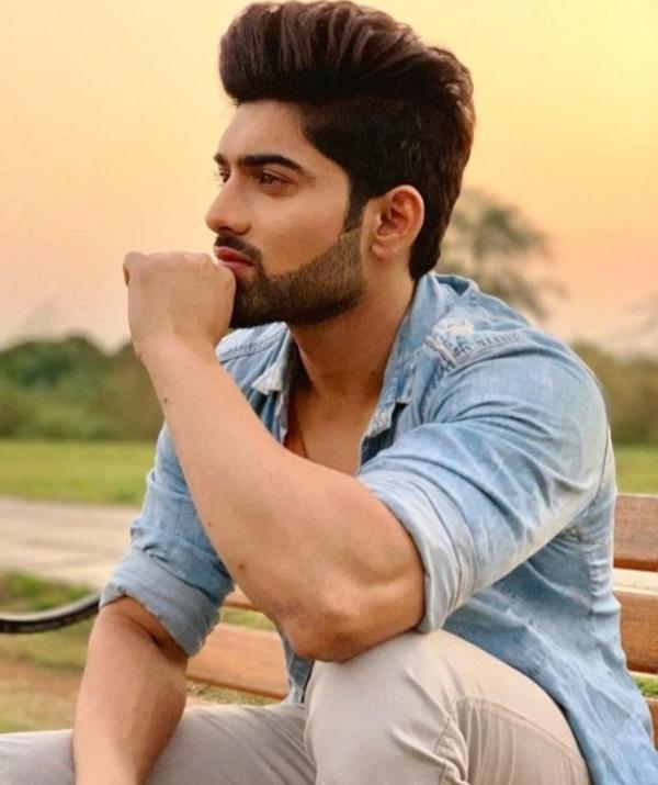 boys-personal photo of Lanka Ads