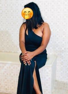 girls-personal photo of Lanka Ads