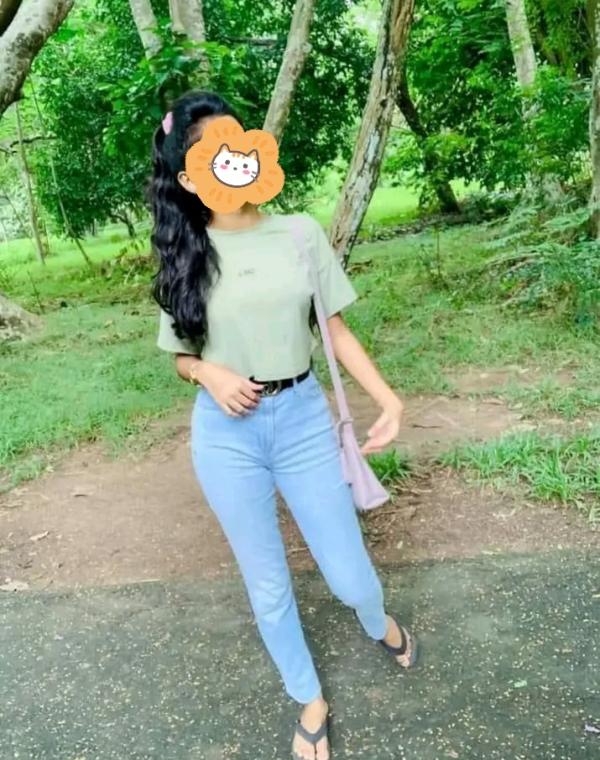 girls-personal photo of Lanka Ads