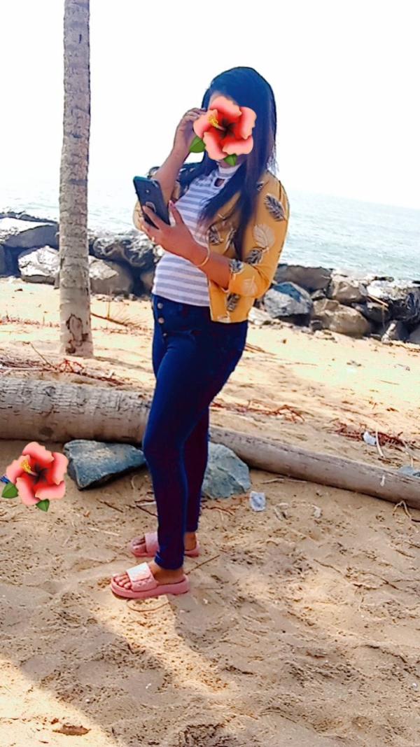 girls-personal photo of Lanka Ads