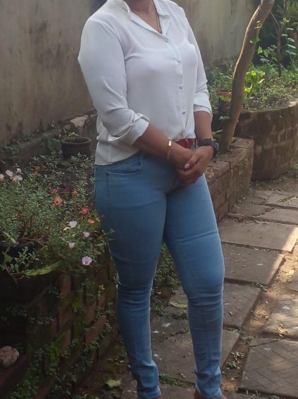 girls-personal photo of Lanka Ads