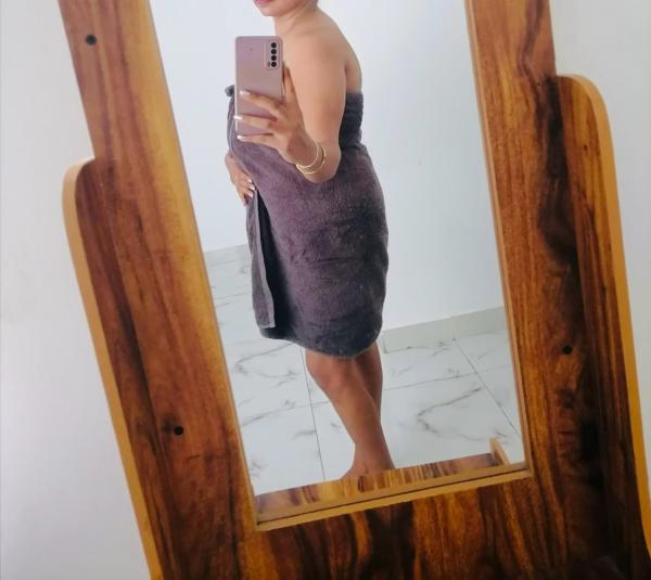 girls-personal photo of Lanka Ads