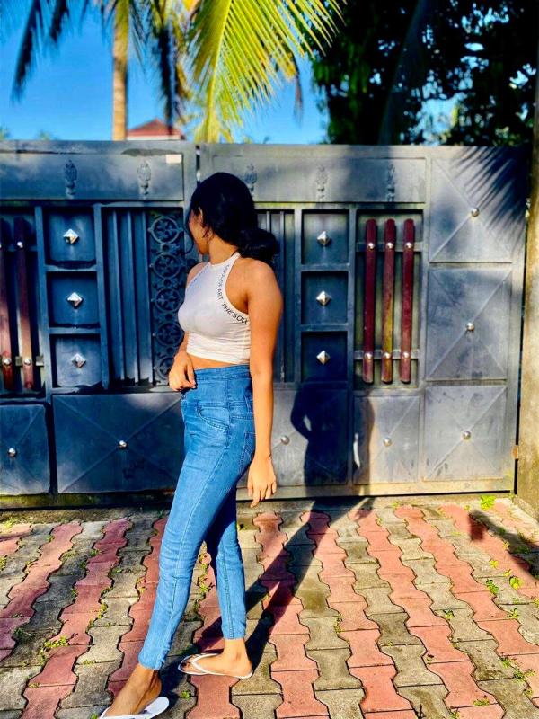 live-cam photo of Lanka Ads