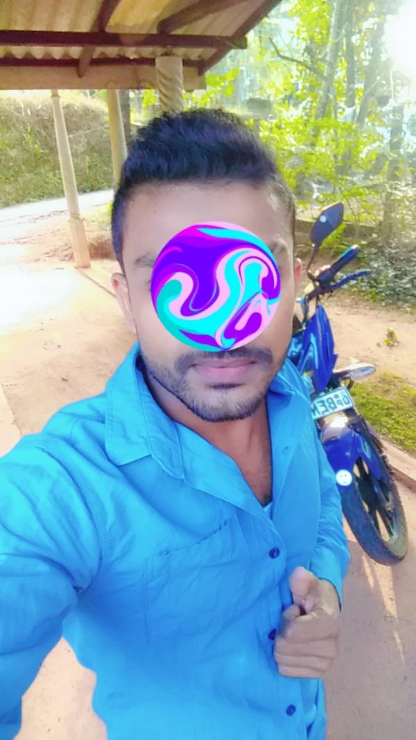 girls-personal photo of Lanka Ads