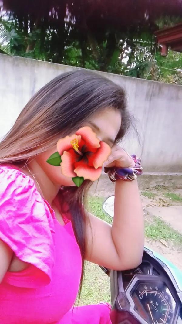 girls-personal photo of Lanka Ads