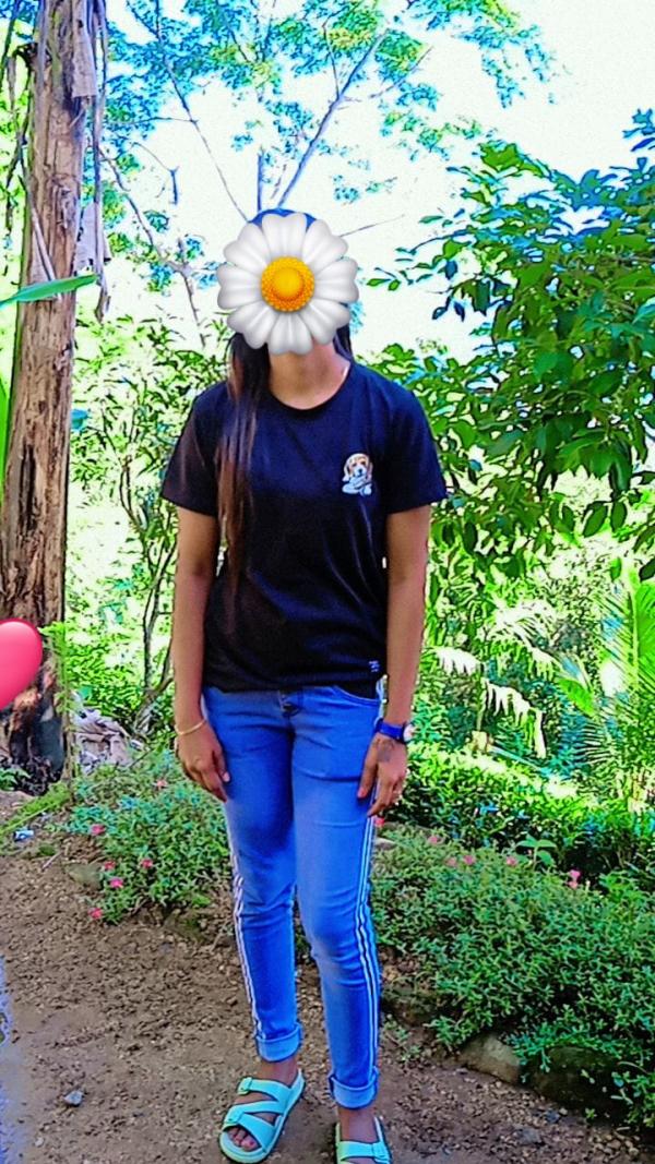 girls-personal photo of Lanka Ads