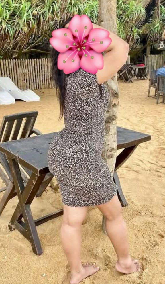 girls-personal photo of Lanka Ads