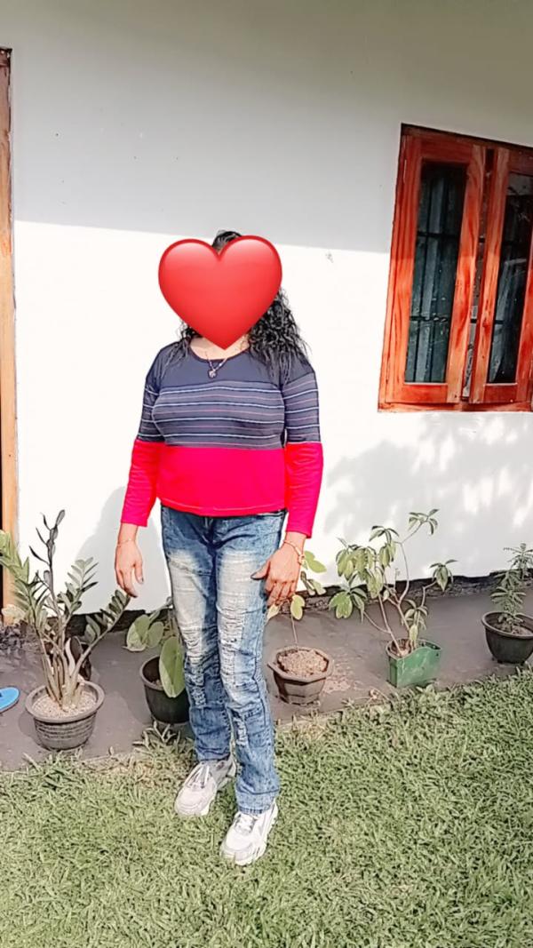 girls-personal photo of Lanka Ads