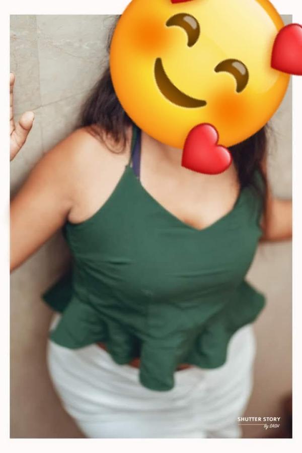 girls-personal photo of Lanka Ads