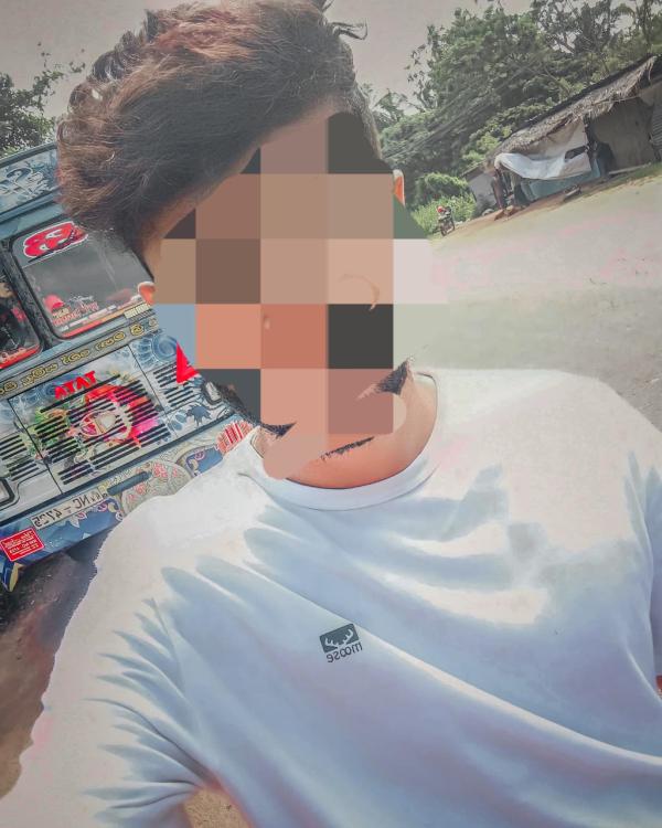 boys-personal photo of Lanka Ads