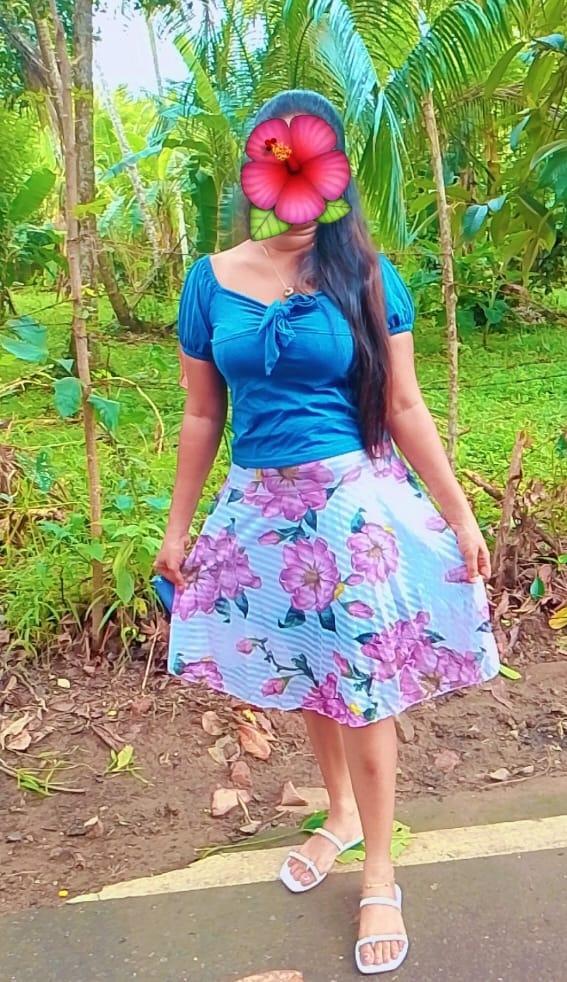 girls-personal photo of Lanka Ads