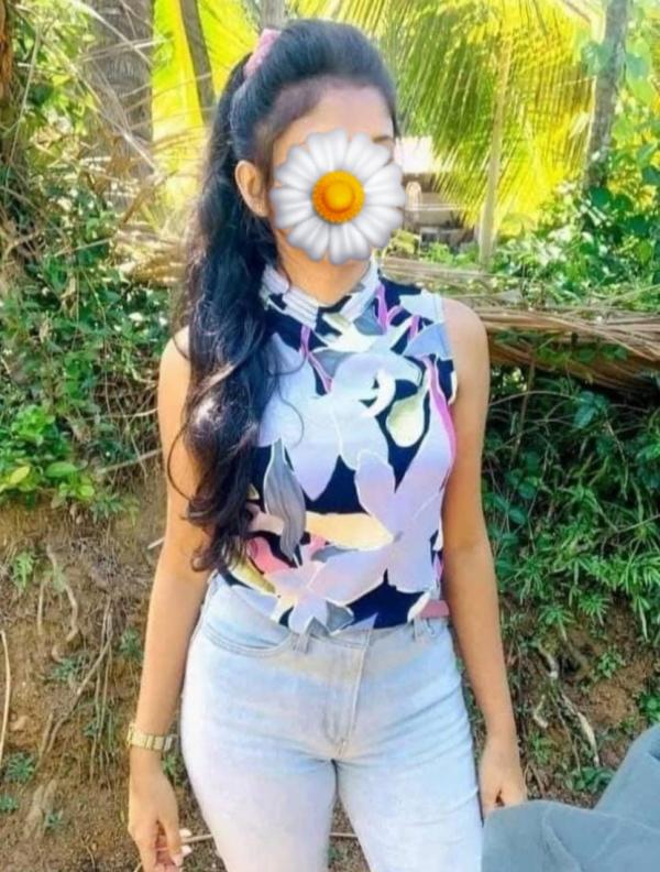 girls-personal photo of Lanka Ads