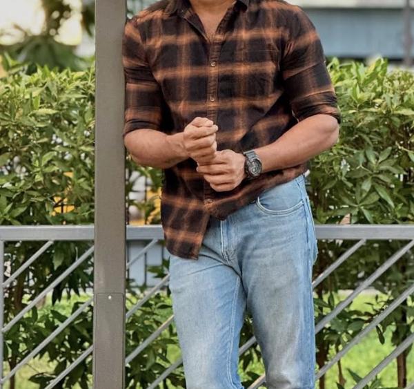 boys-personal photo of Lanka Ads