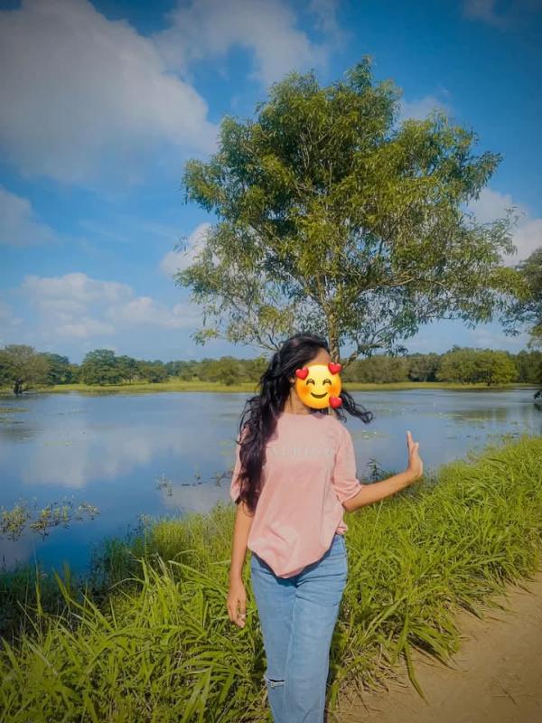 girls-personal photo of Lanka Ads