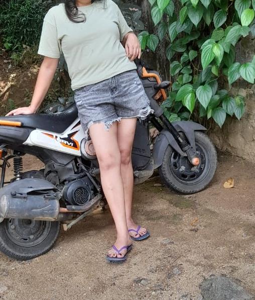 girls-personal photo of Lanka Ads