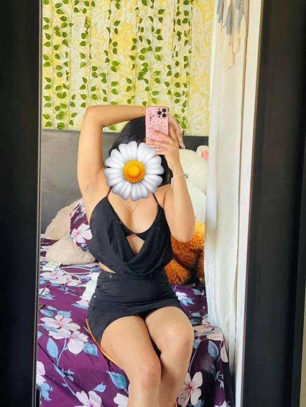 girls-personal photo of Lanka Ads