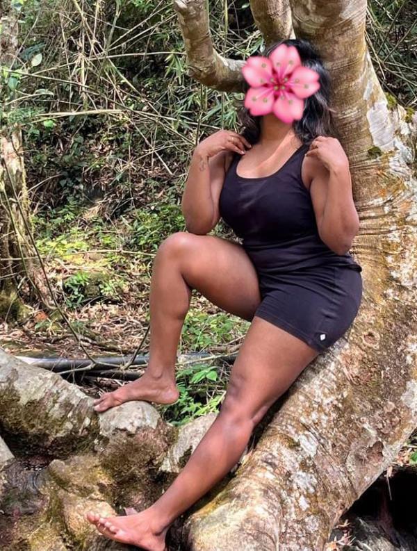 girls-personal photo of Lanka Ads