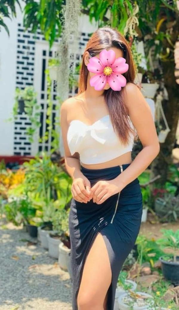 girls-personal photo of Lanka Ads