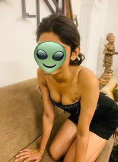 shemale photo of Lanka Ads