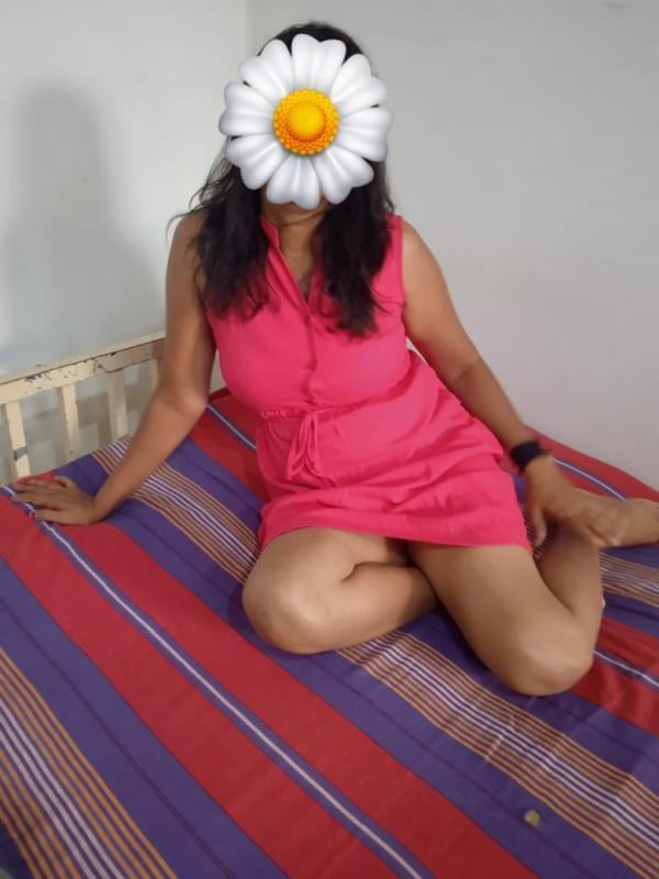 girls-personal photo of Lanka Ads