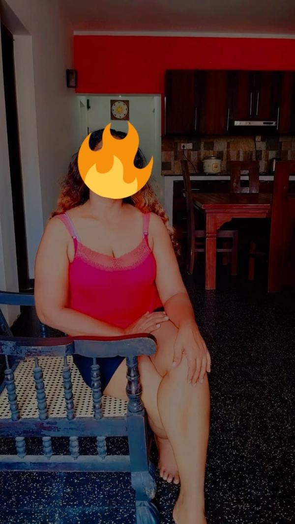 girls-personal photo of Lanka Ads