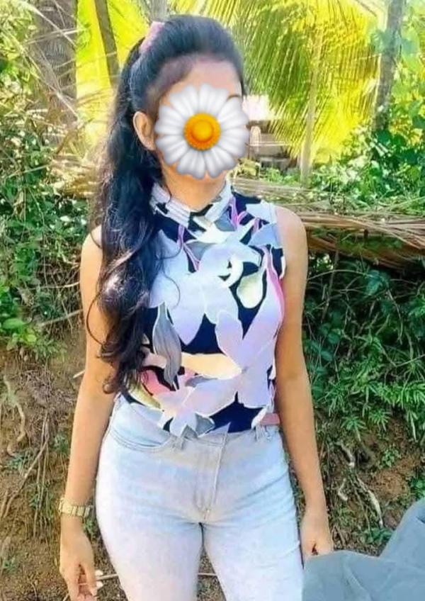 girls-personal photo of Lanka Ads