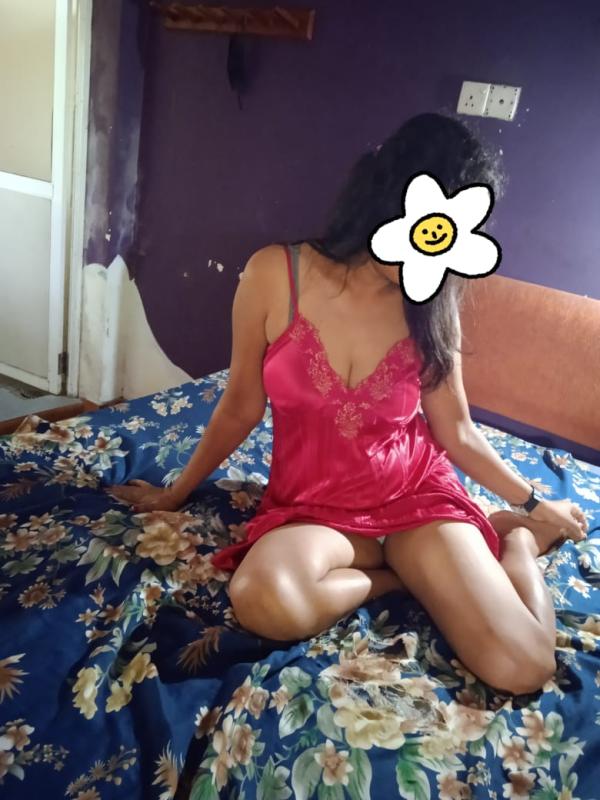 girls-personal photo of Lanka Ads