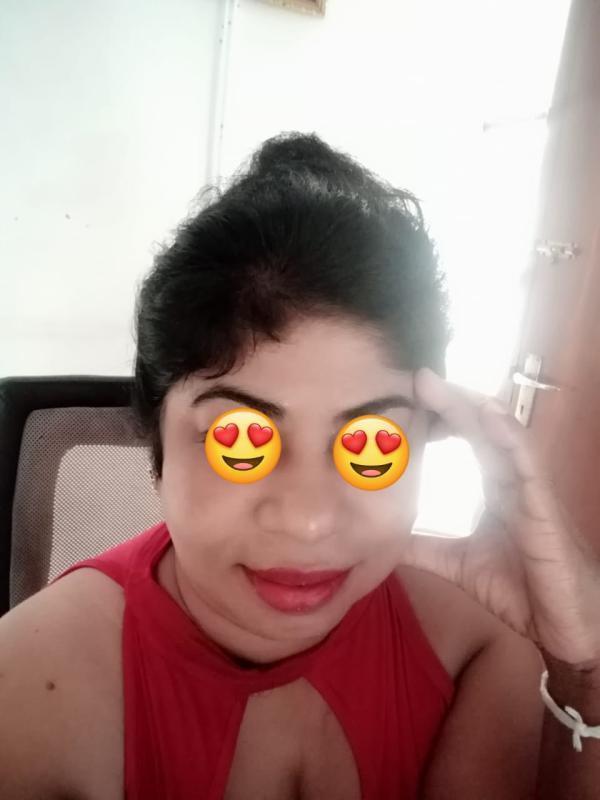 girls-personal photo of Lanka Ads