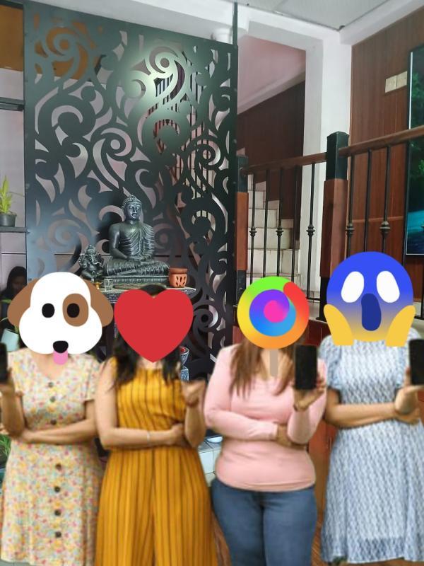 girls-personal photo of Lanka Ads