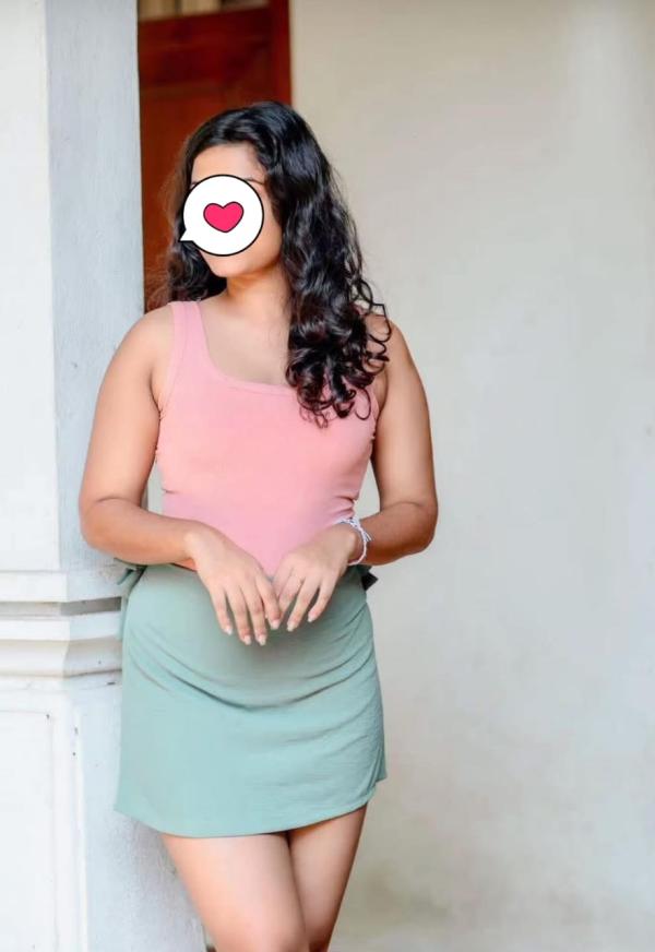 girls-personal photo of Lanka Ads