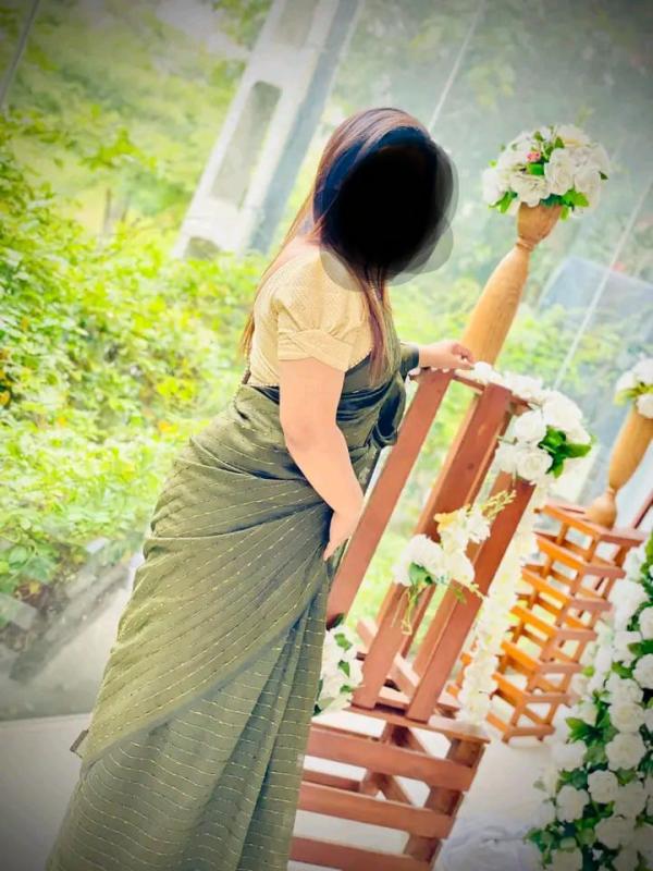 girls-personal photo of Lanka Ads