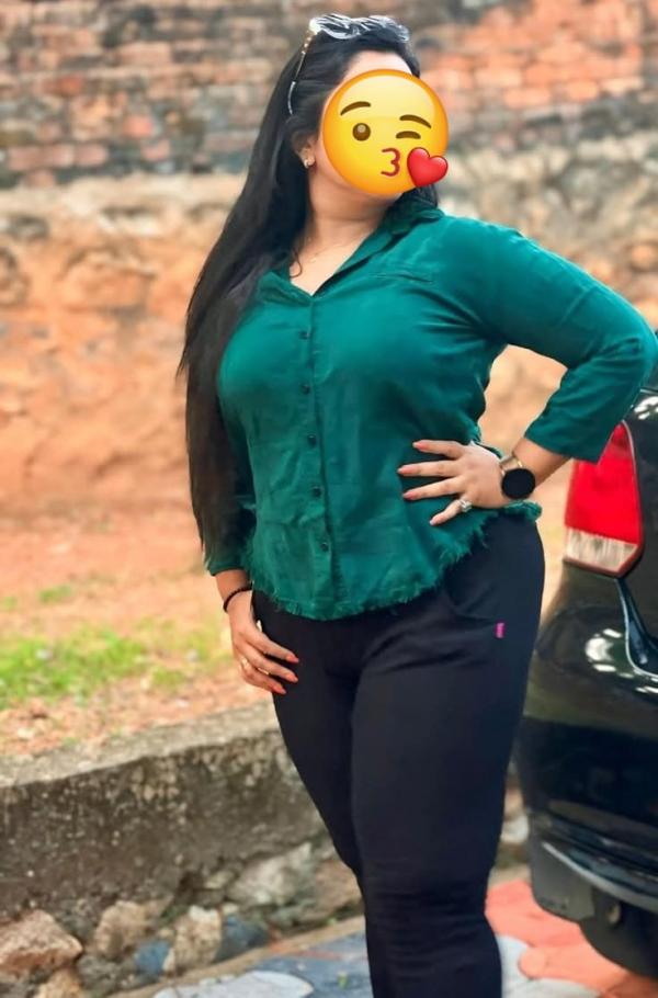 girls-personal photo of Lanka Ads