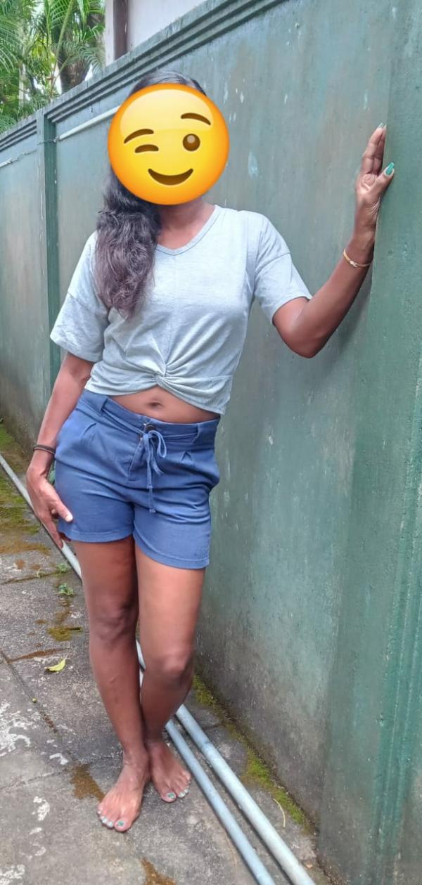 girls-personal photo of Lanka Ads