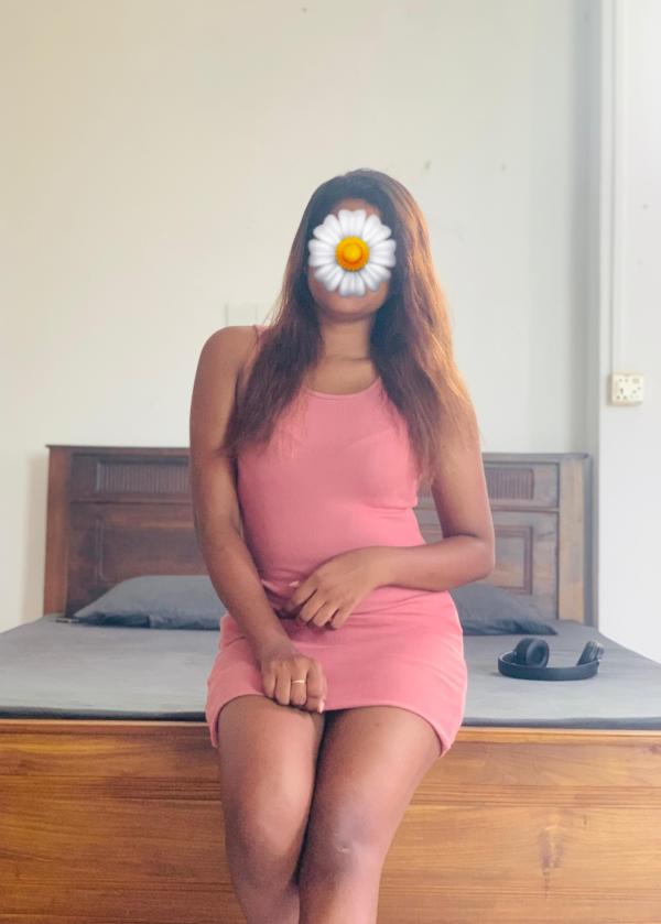 girls-personal photo of Lanka Ads