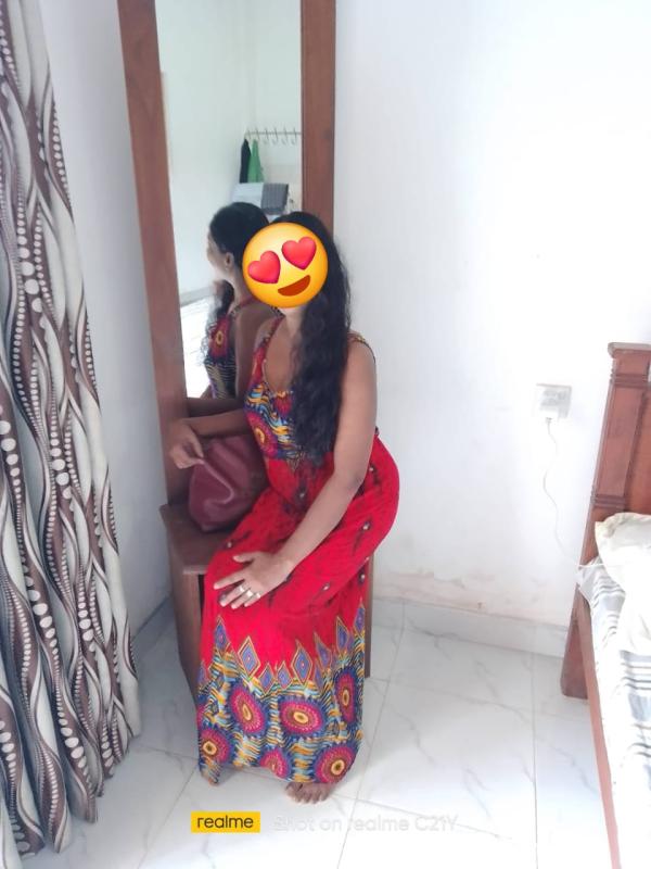 girls-personal photo of Lanka Ads