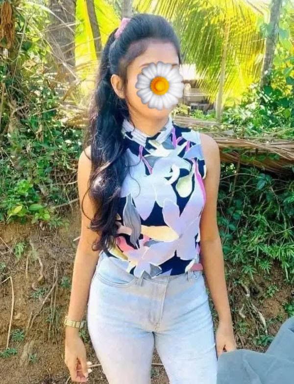 girls-personal photo of Lanka Ads