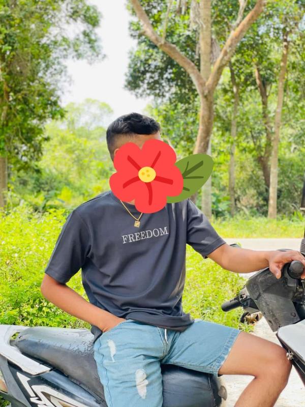 boys-personal photo of Lanka Ads