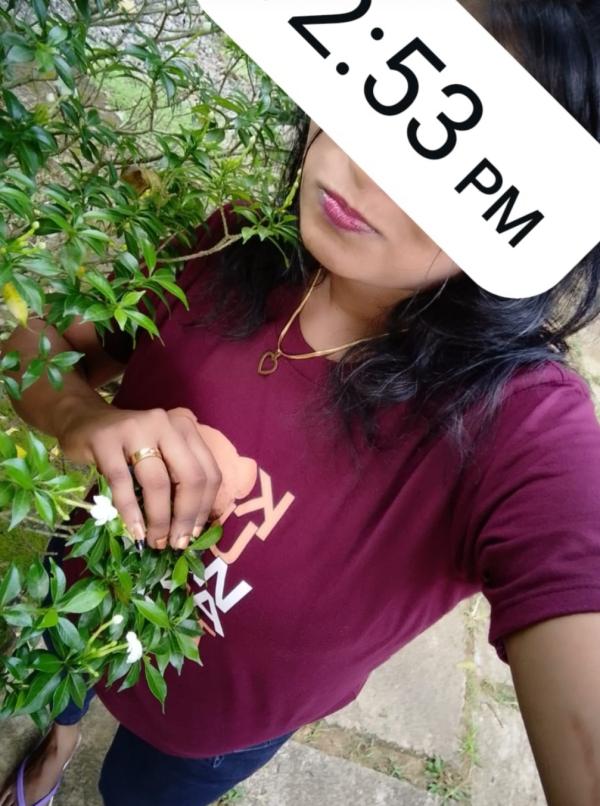 girls-personal photo of Lanka Ads