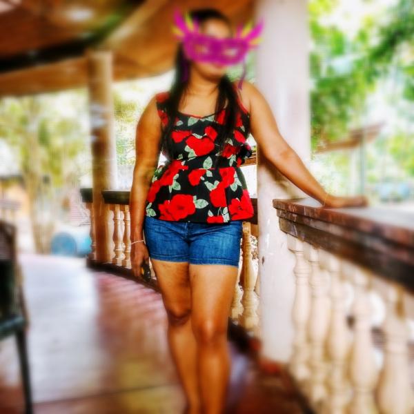 girls-personal photo of Lanka Ads